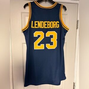 Michigan Jersey XL new without tags